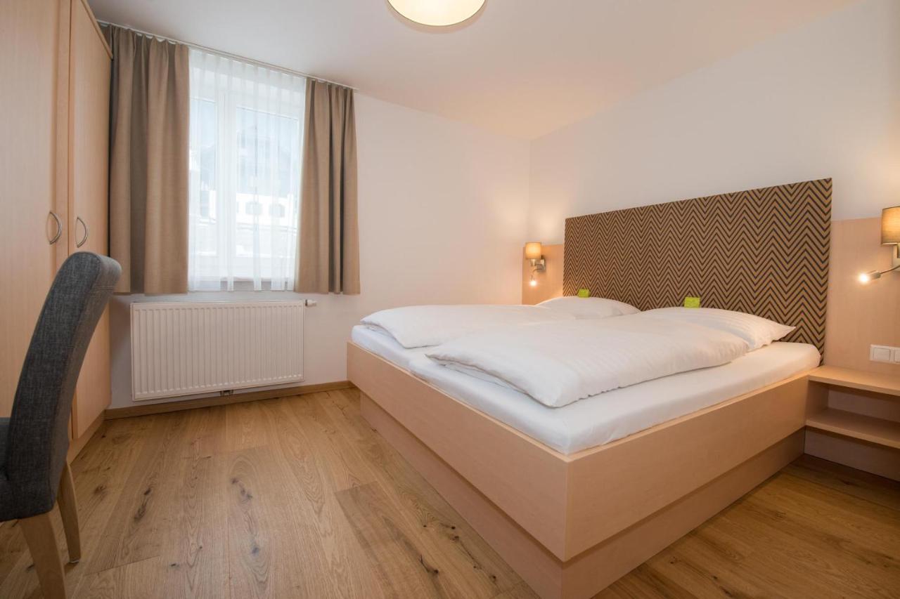 Hotel Lipeter & Bergheimat Вайсензее Екстериор снимка