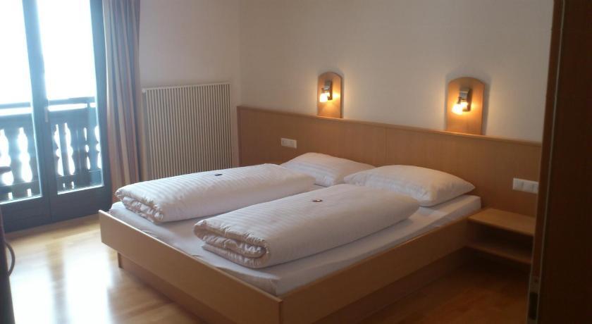 Hotel Lipeter & Bergheimat Вайсензее Стая снимка